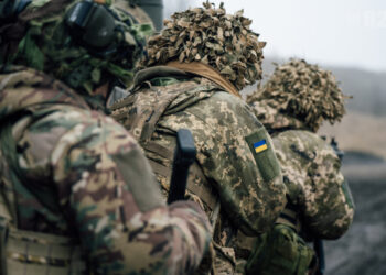 Зарплати українських захисників з 1 травня: які виплати передбачені військовослужбовцям 7 Бойові виплати та бонуси за техніку: Деталі зарплат військових з 1 травня