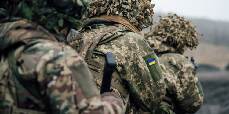 Бойові виплати та бонуси за техніку: Деталі зарплат військових з 1 травня