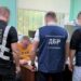 На Хмельниччині викрито мільйонну корупційну схему на закупівлях для ЗСУ 7 Посадовці ЗСУ крали на хлібі для військових