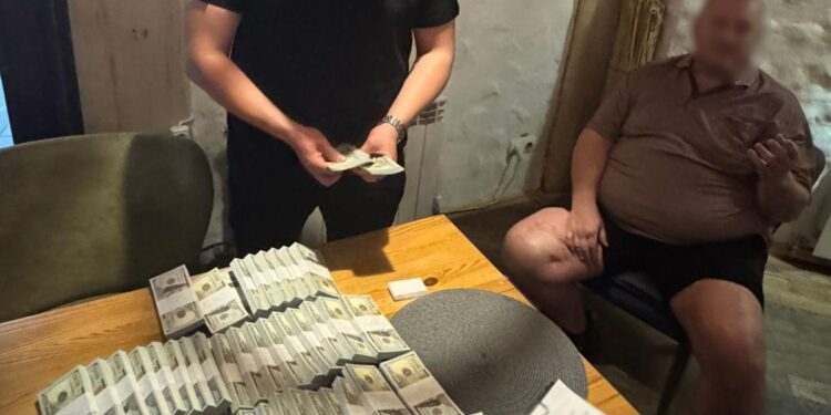 Брудні зв'язки в НААН: затримано за спробу корупційного призначення