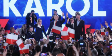 то такий Кароль Навроцький і чому Україна напружилася