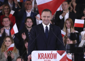 Навроцький проти НАТО для України, обіцяє вплив на міжнародній арені