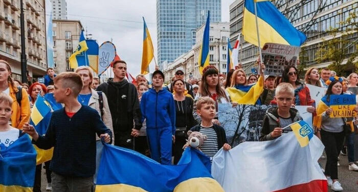 Втома від війни чи "ефект салону краси": у чому причина різкої зміни ставлення поляків до українців 1 Причини похолодання у ставленні поляків