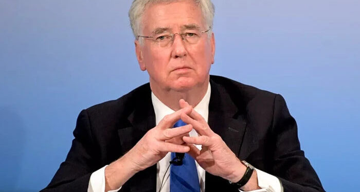 Ексміністр оборони Британії вимагає покарати росіян та готувати Європу до самостійної оборони