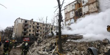 Окупанти атакували місто шахедами та ракетами