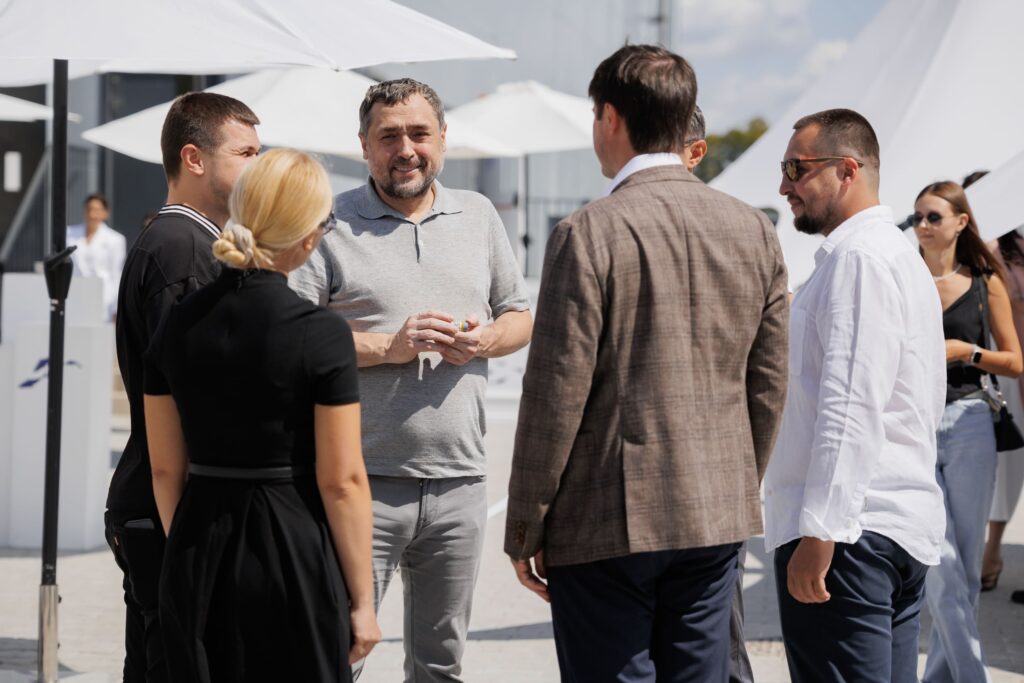 Олександр і Віталій Свіщови