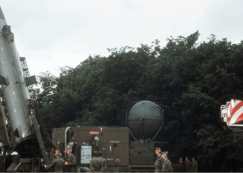 Україна знищила один із трьох російських «Орешників»! 2 Україна знищила один із трьох російських «Орешників»!