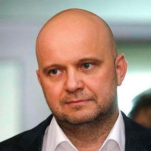 1000042868 КУДИ ЗНИКАЮТЬ БЛАГОДІЙНІ ПОЖЕРТВИ, ЗІБРАНІ ШАХРАЄМ ЮРІЄМ ТАНДІТОМ?