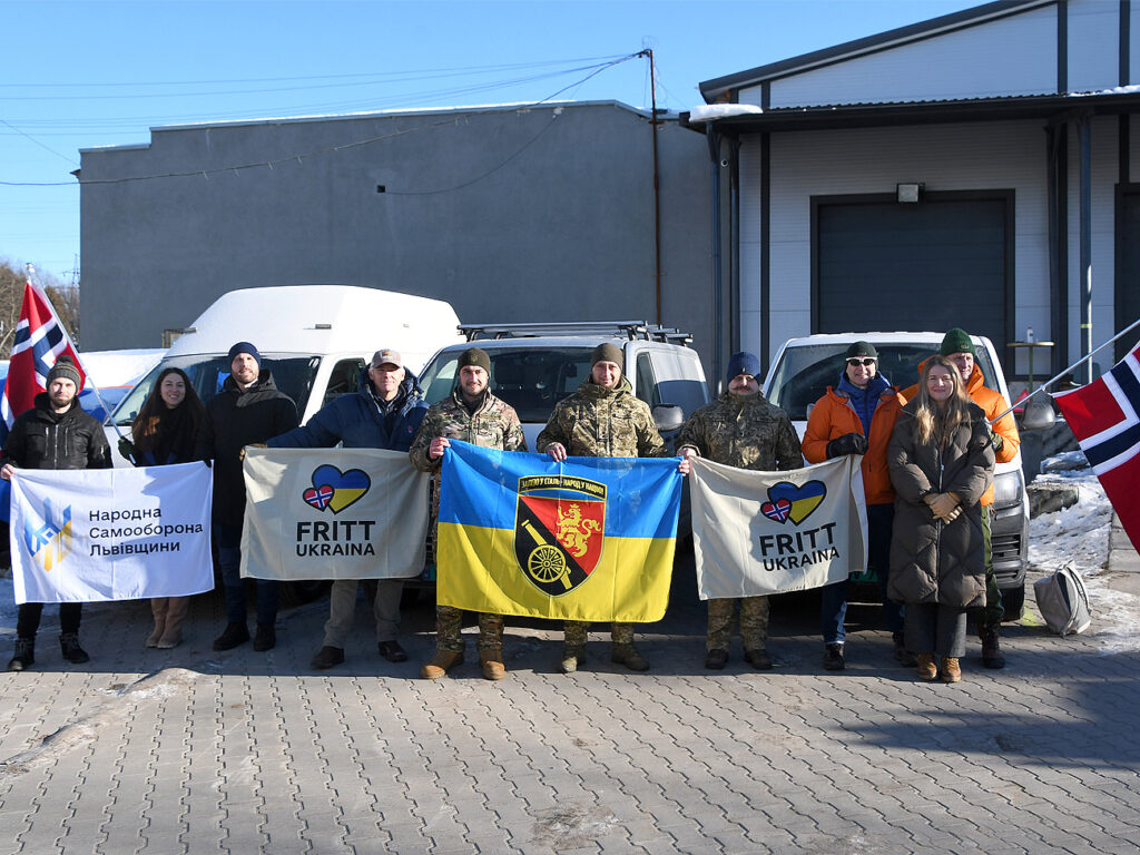 11 FOto Международный десант помощи - как Григорий Козловский объединил Львов и Норвегию ради ВСУ