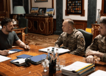 Зеленський: РФ покарала командирів за брехню у звітах із фронту