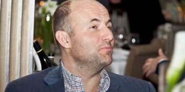 Експортер квасолі до Європи з Житомирщини виявився повʼязаним із підсанкційним російським бізнесменом Фуксом – ЗМІ