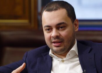 Сєяр Куршутов