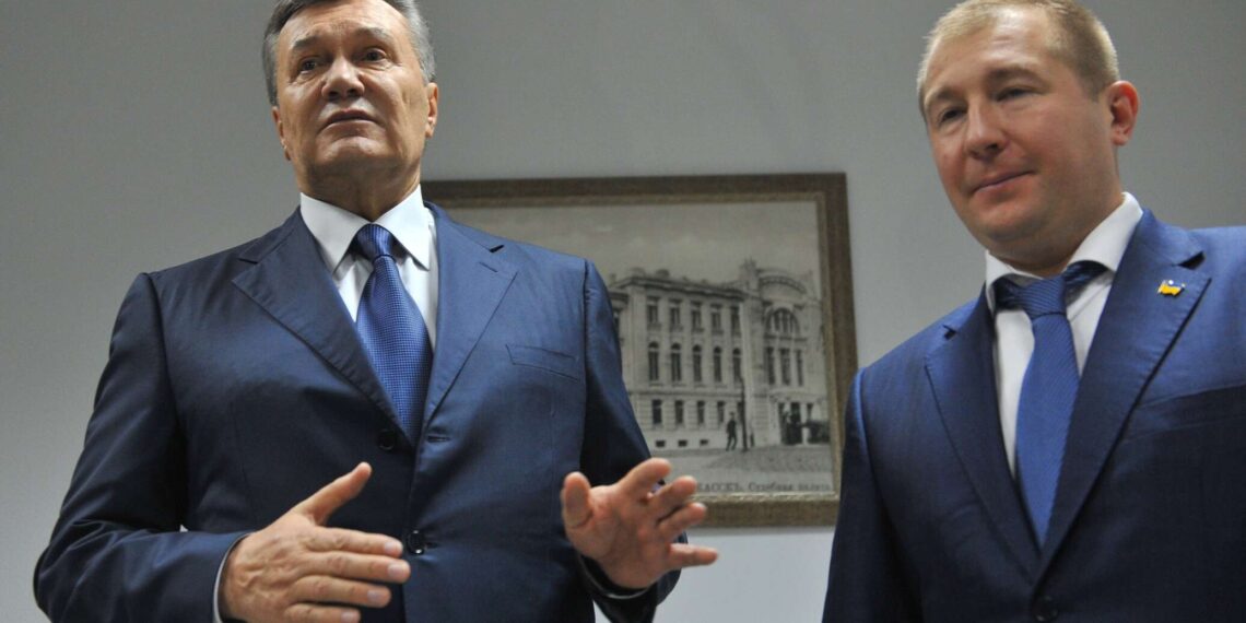 Адвокат Януковича, справа Борисова та слід «Фудзіями»: ЗМІ розповіли, що відомо про Віталія Сердюка