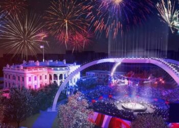 На честь 80-річчя Трампа: суд у США дозволив провести бої UFC біля Білого дому