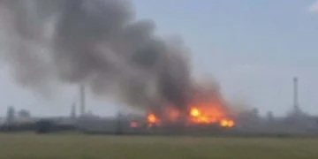 Російські дрони атакували паливну та газову інфраструктуру України: є важкопоранена