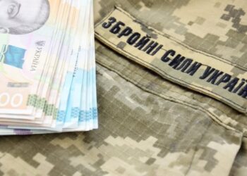 Зміни до Держбюджету: чи дійсно влада збільшила фінансування армії
