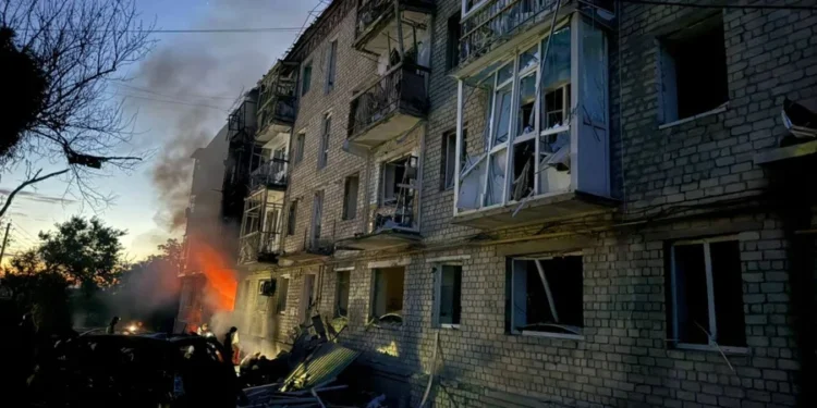 Росіяни вдарили по Балаклії на Харківщині: є поранені, серед них діти 1 Росіяни вдарили по Балаклії на Харківщині: є поранені, серед них діти
