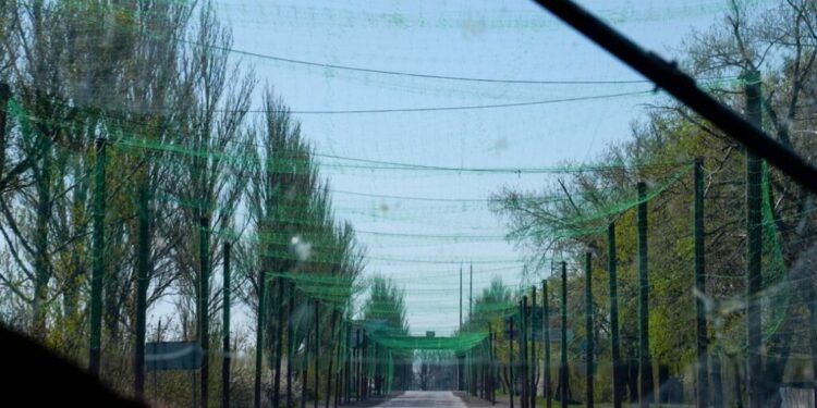 Волинь зміцнює оборону: над дорогами встановлять антидронові сітки 1 Волинь зміцнює оборону: над дорогами встановлять антидронові сітки