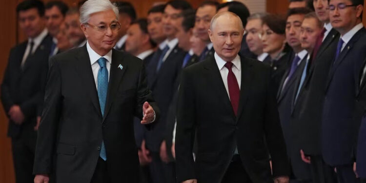 Росія через дефіцит бензину звернулася по допомогу до Казахстану – ЗМІ
