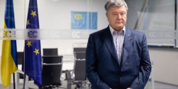 “Ми маємо дуже вузьке, але цілком реальне вікно можливостей для завершення війни”, – Петро Порошенко