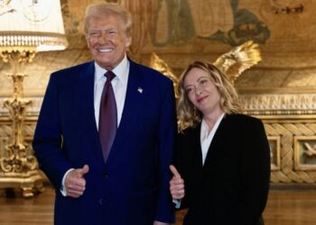 “Вона благала про фото, мені стало її шкода”: між Трампом і премʼєркою Італії Мелоні стався конфлікт