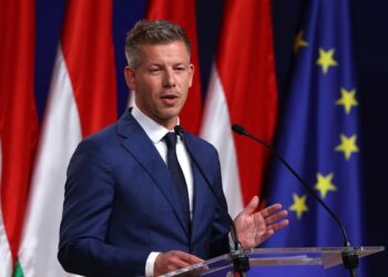 Угорщина призупинила розгляд заявок України та Молдови на вступ до ЄС: у чому причина