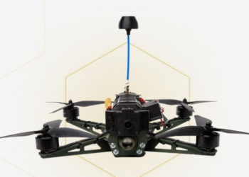Нові українські FPV-дрони отримають власні бойові частини та ударне ядро: що відомо