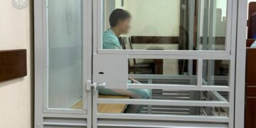 На Закарпатті жінка за тисячу доларів “здала в оренду” власних дітей для жебрацтва