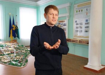 Депутата Полтавської міськради від “слуг” Бражника підозрюють в отриманні хабарів на суму 7,7 млн гривень