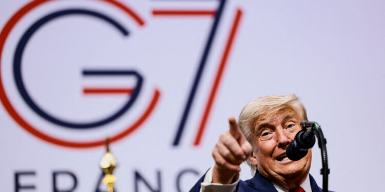 Трамп на саміті G7 висловив розчарування Путіним