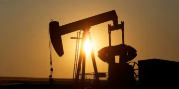 Атаки дронів зупинили експорт нафти Казахстану через Чорне море