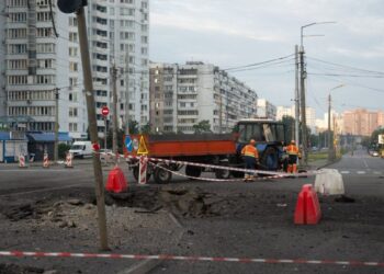 Шість ракет по столиці: росіяни знову атакували Київ