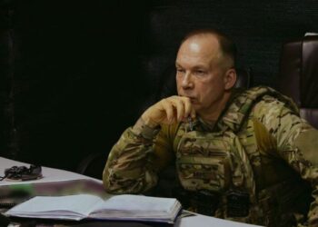 Зеленський розглядає можливість звільнення Сирського