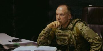 Зеленський розглядає можливість звільнення Сирського