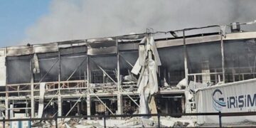 Під час нічної атаки РФ згорів склад із 800 тисячами книг