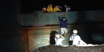 Росія атакувала судно в Чорному морі: ДПСУ врятувала 16 моряків