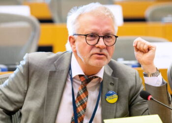Європарламент закликав владу припинити тиск на політичних опонентів