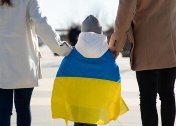 З окупованої Херсонщини повернули ще шістьох українських дітей