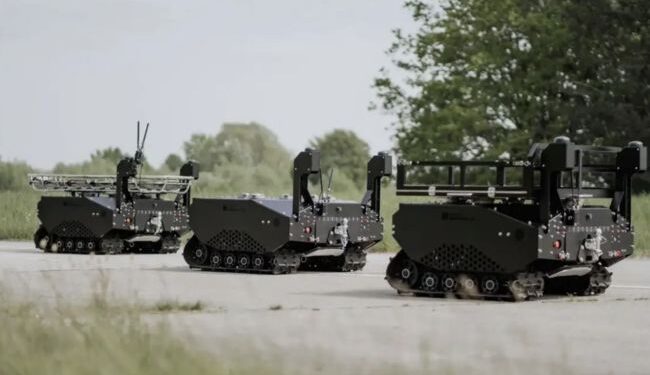 У Німеччині почнуть серійний випуск наземних дронів Gereon для України: коли перші постачання 1 У Німеччині почнуть серійний випуск наземних дронів Gereon для України: коли перші постачання