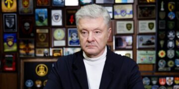 Порошенко назвав вимоги до нового уряду: повернути Федорова, повернути гроші армії, забезпечити незалежність антикорупційних органів