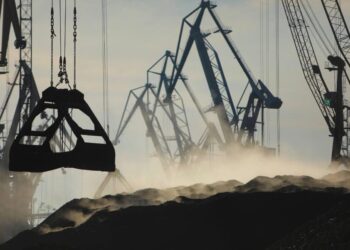 Удар по портовій інфраструктурі Миколаївщини: пошкоджені судна
