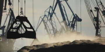 Удар по портовій інфраструктурі Миколаївщини: пошкоджені судна