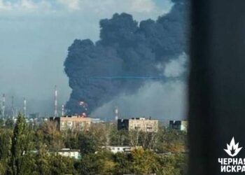 Дрони ССО вдарили за 1500 кілометрів: уражено один із найбільших НПЗ Росії
