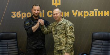 Тепер офіційно: Сирський передав повноваження Драпатому