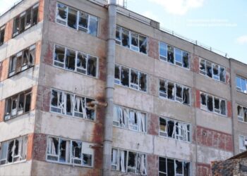 Росіяни з авіації атакували Запоріжжя: одна людина загинула, ще дев’ять поранені
