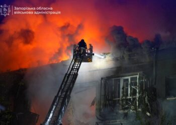 Росіяни масовано атакували Запоріжжя та область: поранені 13 людей, серед них дитина