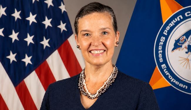 США призначили Сандру Аудкірк новою тимчасово повіреною в Україні: що про неї відомо 1 США призначили Сандру Аудкірк новою тимчасово повіреною в Україні: що про неї відомо