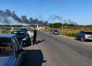 У Ярославлі дрони атакували великий НПЗ: на заводі спалахнула пожежа