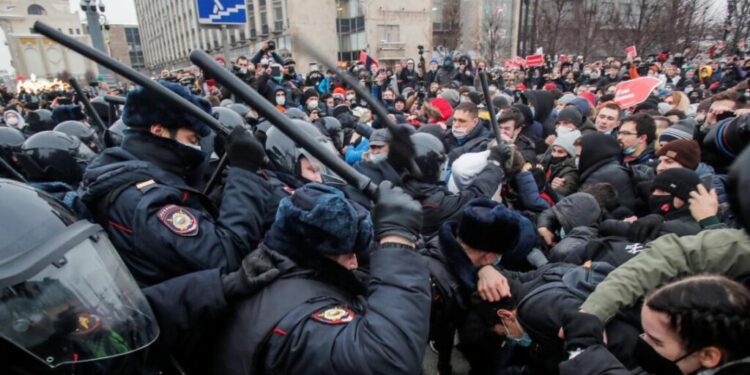 В Росії збільшується соціальна напруга напередодні виборів до Державної думи,  – політичний експерт