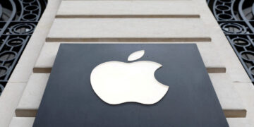Apple тренує власну ШІ-модель для китайського ринку